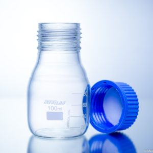 Reagent Bottle with Liner - top lab glassware manufacturer in UK