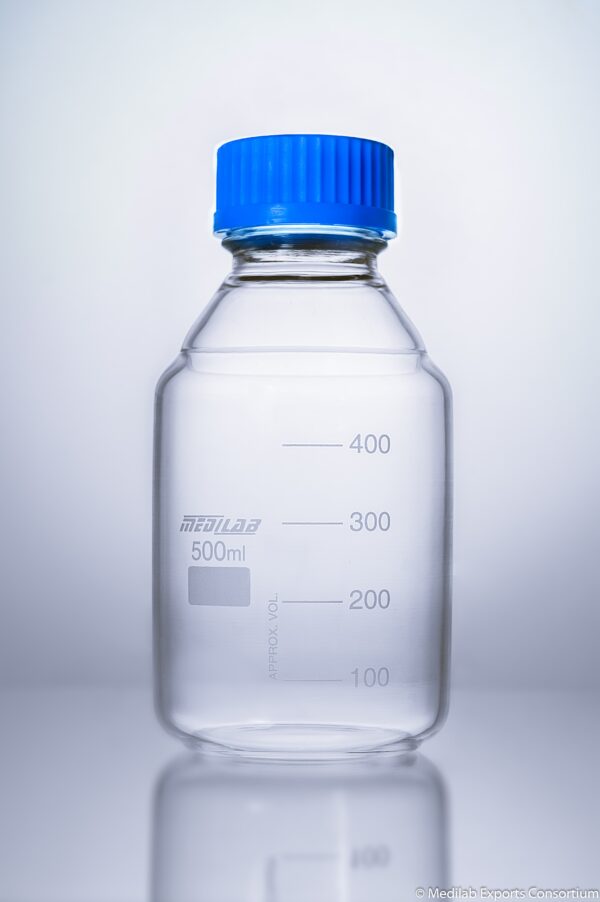 Reagent Bottle with Pouring Ring - lab glassware manufacturer in Italy