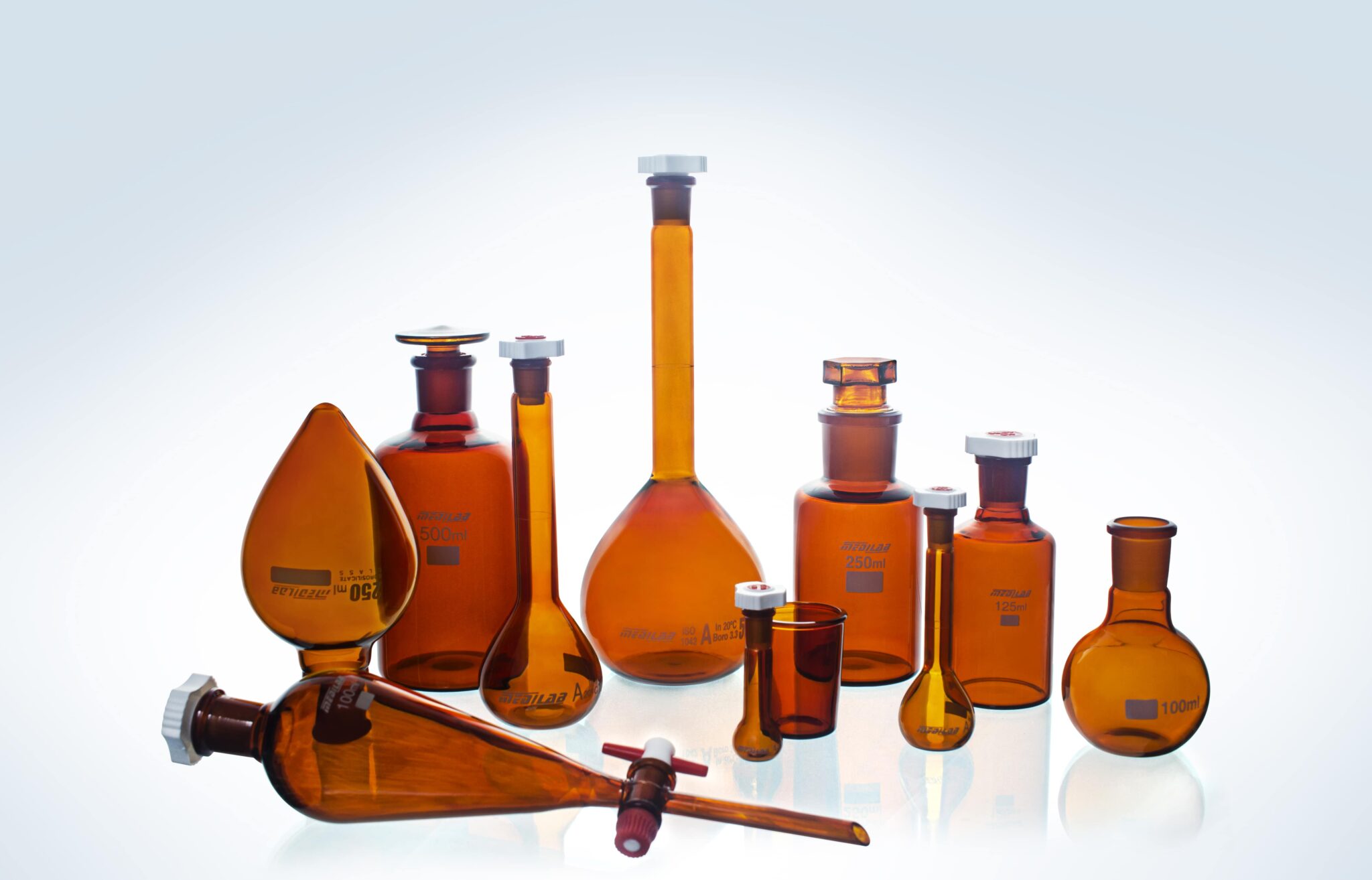 Amber Lab Glassware MEDILAB